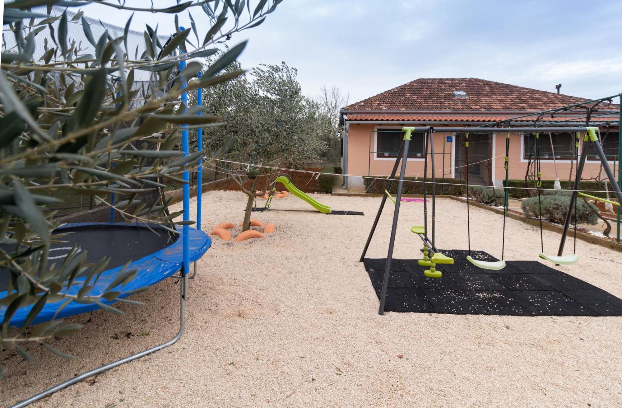 House Jasmin With Large Garden, Near Nin - By Ta Leutヴィラ エクステリア 写真